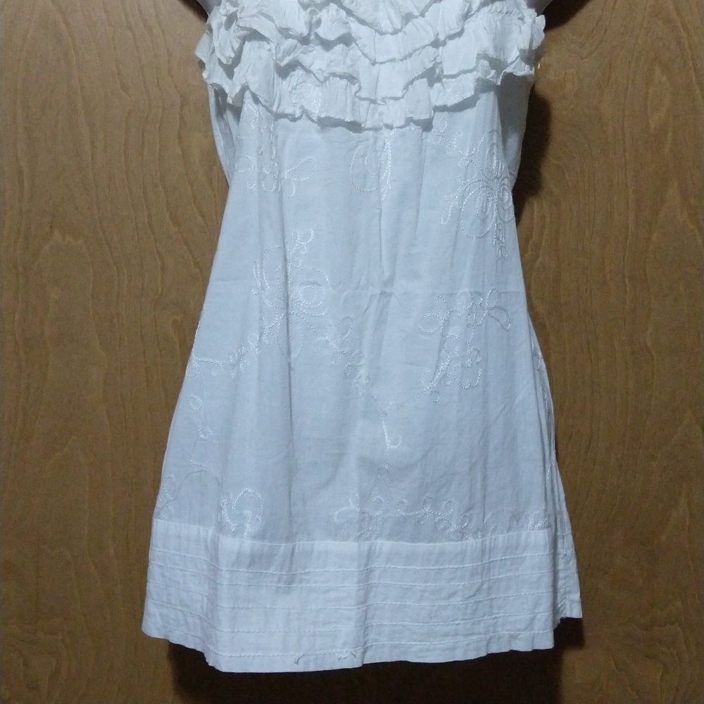 White Ruffle Front Top - Picture 4 of 4